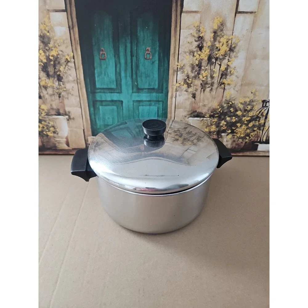 1801 Revere Ware 4.5 Qt Stock Pot 2064 with Lid Stainless Disc Bottom 93 A Korea